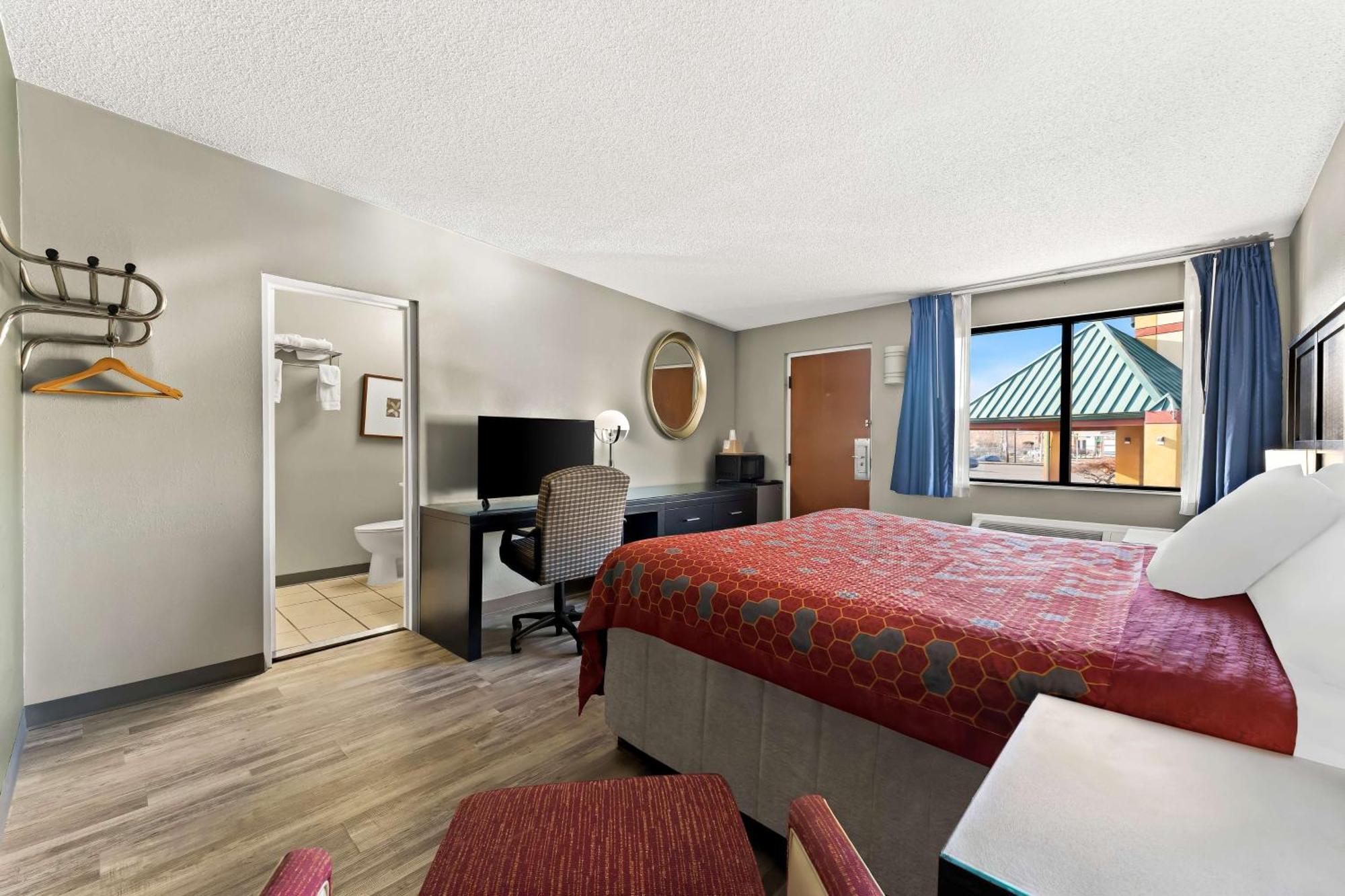 Knights Inn Montgomeryville Exteriör bild
